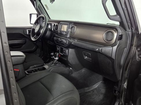 Used 2021 Jeep Gladiator Sport w/ Trailer Tow Package AWD/4WD image 29