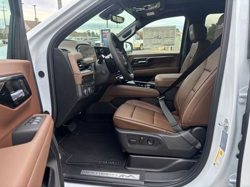 New 2026 Chevrolet Suburban High Country w/ Sun And Tow Package image 2