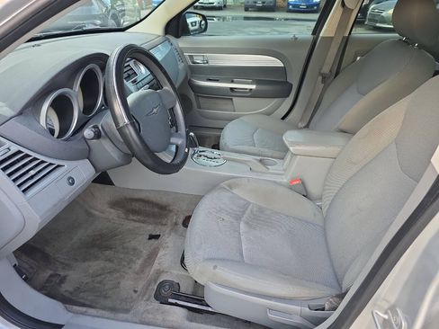 Used 2008 Chrysler Sebring Touring FWD image 11