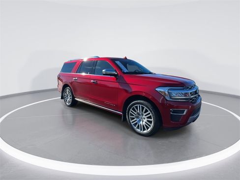 Used 2022 Ford Expedition Max Platinum image 2