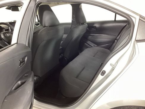 Used 2023 Toyota Corolla LE FWD image 30