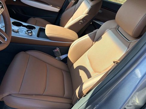 New 2026 Genesis GV70 2.5T Advanced AWD/4WD image 14