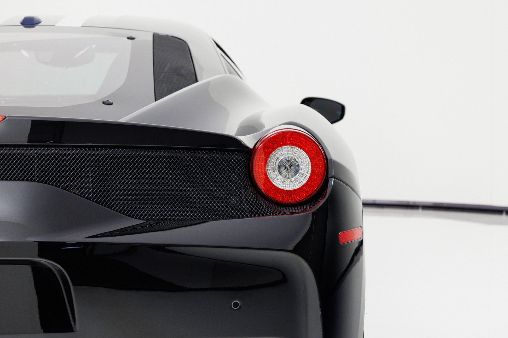 Used 2015 Ferrari 458 Speciale Coupe RWD image 79