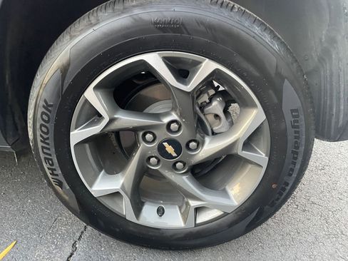 Used 2025 Chevrolet Trax LT image 25