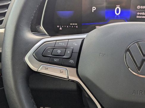 Used 2024 Volkswagen Jetta Sport image 24