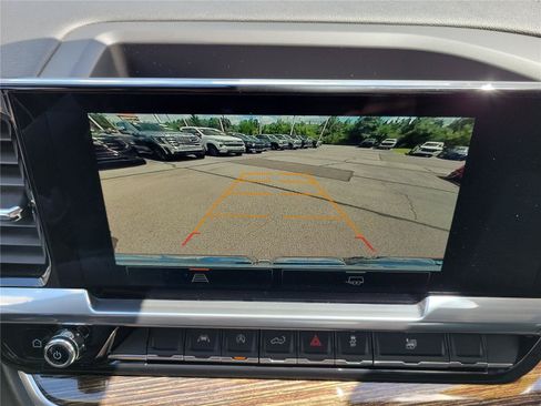 Used 2022 GMC Sierra 1500 Elevation AWD/4WD image 26