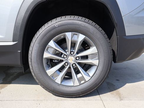 New 2027 Chevrolet Equinox LT w/ Convenience Package II AWD/4WD image 40