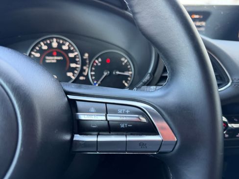 Used 2020 MAZDA MAZDA3 Premium Package image 22