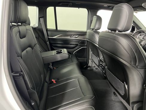 Used 2024 Jeep Grand Cherokee Limited 4xe image 31