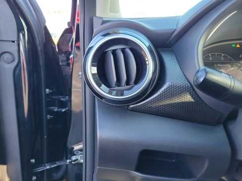 Certified 2023 Nissan Kicks SV image 20