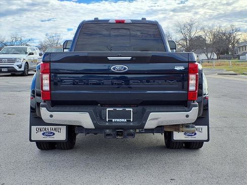 Used 2022 Ford F350 XLT w/ XLT Premium Package image 5