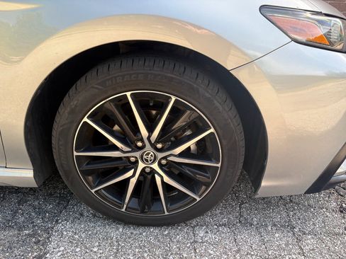 Used 2024 Toyota Camry SE FWD image 23