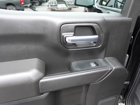 Used 2023 Chevrolet Silverado 1500 Custom image 20