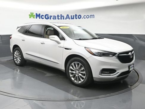 Used 2020 Buick Enclave Premium w/ Sun and Sites Package AWD/4WD image 2