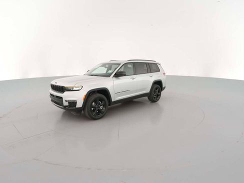 New 2025 Jeep Grand Cherokee L Limited w/ Black Appearance Package image 4