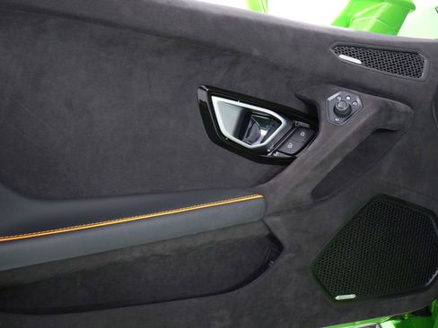 Used 2023 Lamborghini Huracan Tecnica RWD image 31