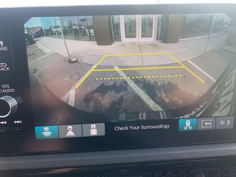 Used 2024 Honda CR-V EX-L image 27