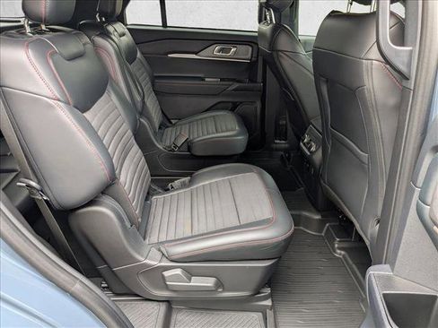 Used 2025 Ford Explorer ST-Line w/ Premium Package RWD image 18