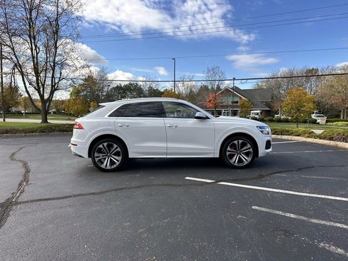 Used 2019 Audi Q8 Premium Plus w/ Premium Plus image 8