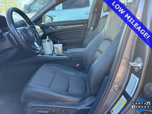 Used 2019 Honda Accord Sport image 10