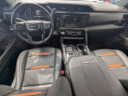 Used 2025 GMC Sierra 3500 AT4 w/ AT4 Premium Plus Package image 29