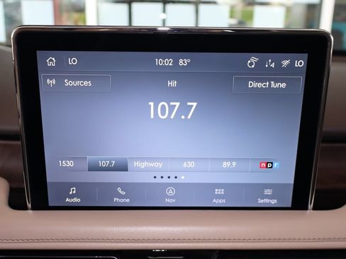 Used 2021 Lincoln Aviator Reserve w/ Equipment Group 201A RWD image 27