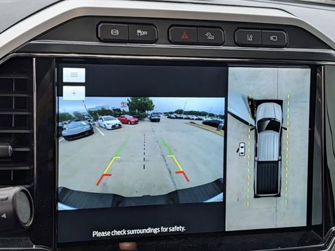 Used 2022 Ford F250 Lariat w/ Tremor Off-Road Package image 16