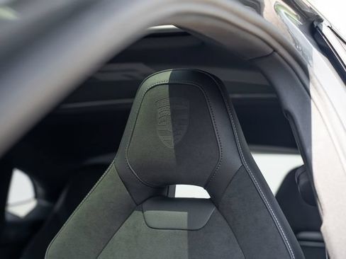 Certified 2025 Porsche Panamera 4 AWD/4WD image 19