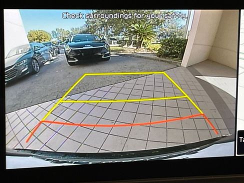 Used 2025 Kia Seltos S image 17