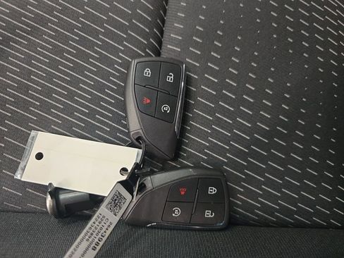 Used 2026 Chevrolet Equinox LT image 36