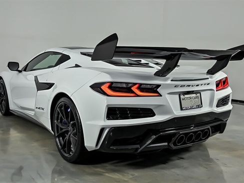 Used 2026 Chevrolet Corvette ZR1X AWD/4WD image 7