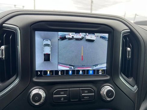 Used 2022 GMC Sierra 2500 AT4 w/ AT4 Preferred Package image 19