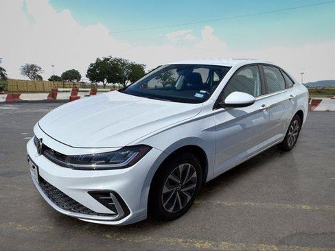 Used 2025 Volkswagen Jetta S FWD image 5
