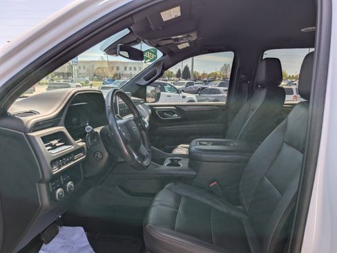 Certified 2022 Chevrolet Tahoe RST w/ Sport Performance Package AWD/4WD image 12