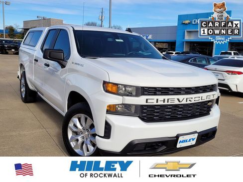 Used 2022 Chevrolet Silverado 1500 Custom image 1
