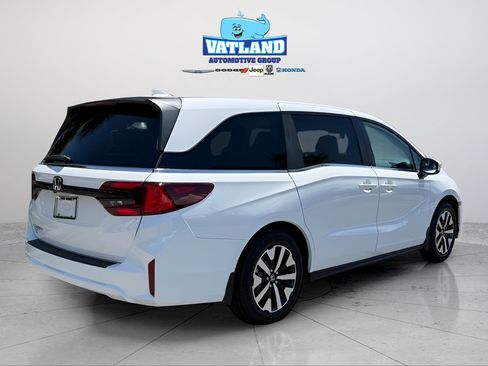New 2026 Honda Odyssey EX-L image 5