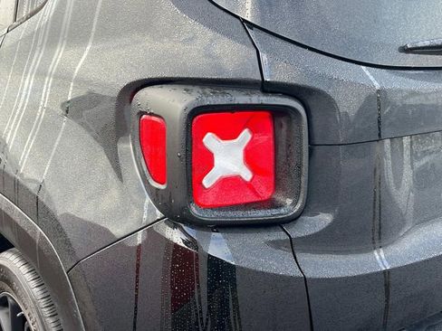 Certified 2019 Jeep Renegade Altitude w/ Quick Order Package 22M image 12