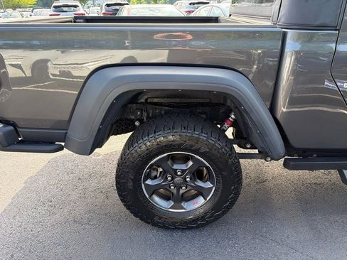 Used 2022 Jeep Gladiator Rubicon w/ Cold Weather Group AWD/4WD image 4