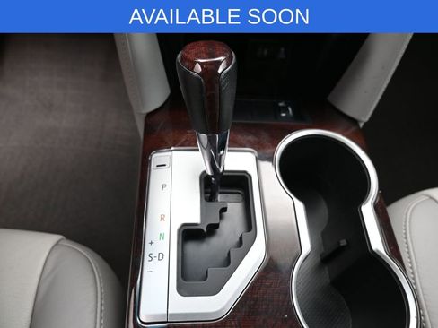 Used 2014 Toyota Camry XLE w/ Leather Package image 26