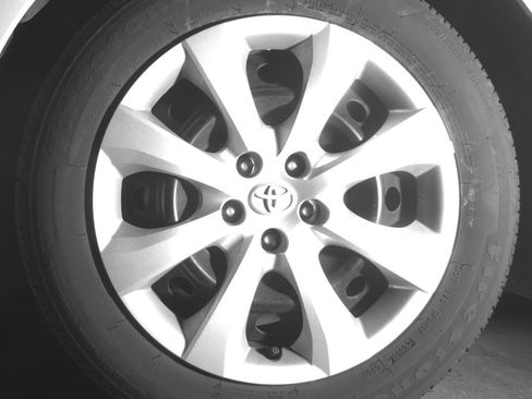 Used 2025 Toyota Corolla LE image 12