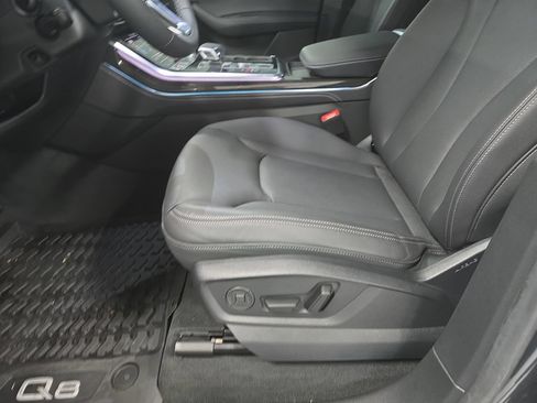 Certified 2025 Audi Q8 Premium Plus AWD/4WD image 25