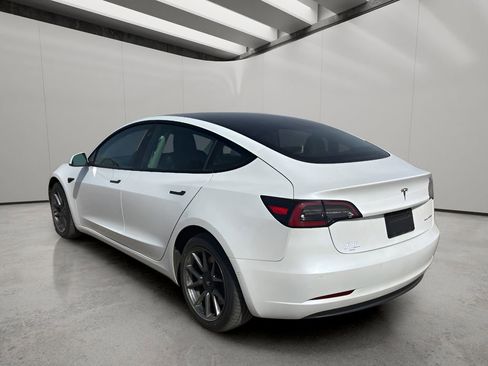 Used 2021 Tesla Model 3 Long Range AWD/4WD image 3