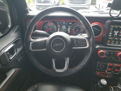 Used 2021 Jeep Wrangler Unlimited Rubicon image 16