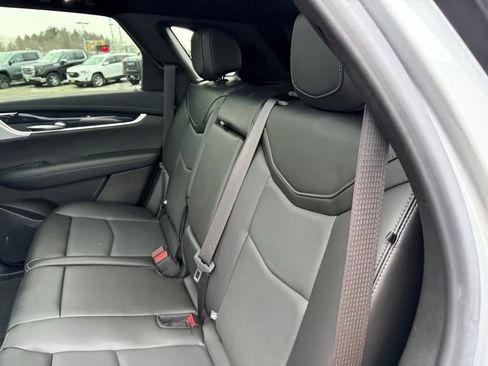 Used 2025 Cadillac XT5 Premium Luxury image 8