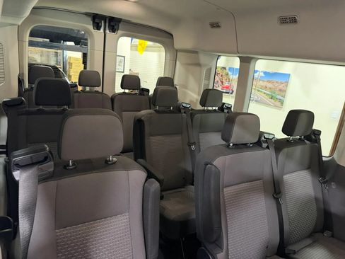 Used 2024 Ford Transit 350 XLT RWD image 32