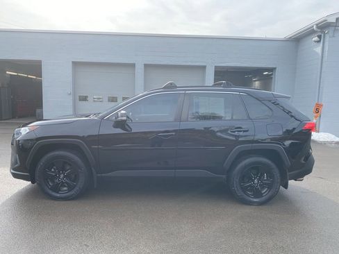 Used 2021 Toyota RAV4 XLE image 6