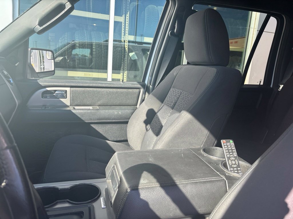 Used 2016 Ford Expedition EL XLT AWD/4WD image 6