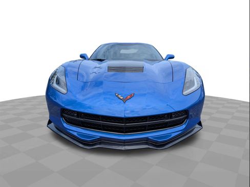 Certified 2019 Chevrolet Corvette Stingray Coupe w/ 2LT Preferred Equipment Group RWD image 9