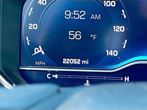 Used 2024 Chevrolet Silverado 2500 LT w/ Z71 Off-Road Package image 13