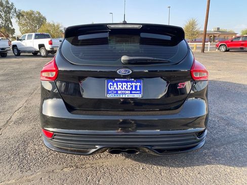 Used 2017 Ford Focus ST FWD image 18
